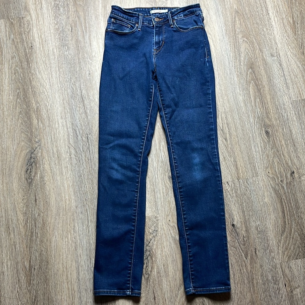 Levi’s Mid Rise Skinny Jeans Size 4